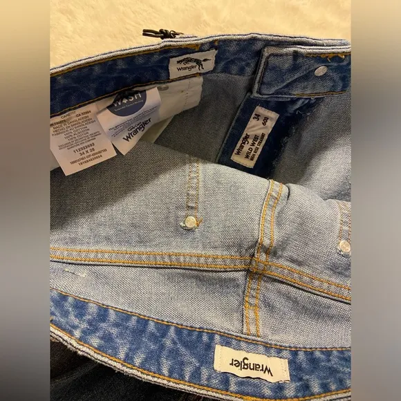 $108 NWT! Wrangler Wild West 603 High Rise Straight Jean Bluestone size 34 x 28