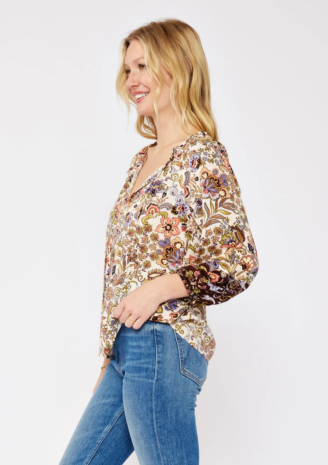 3/4 Sleeve Floral V-Neck Top