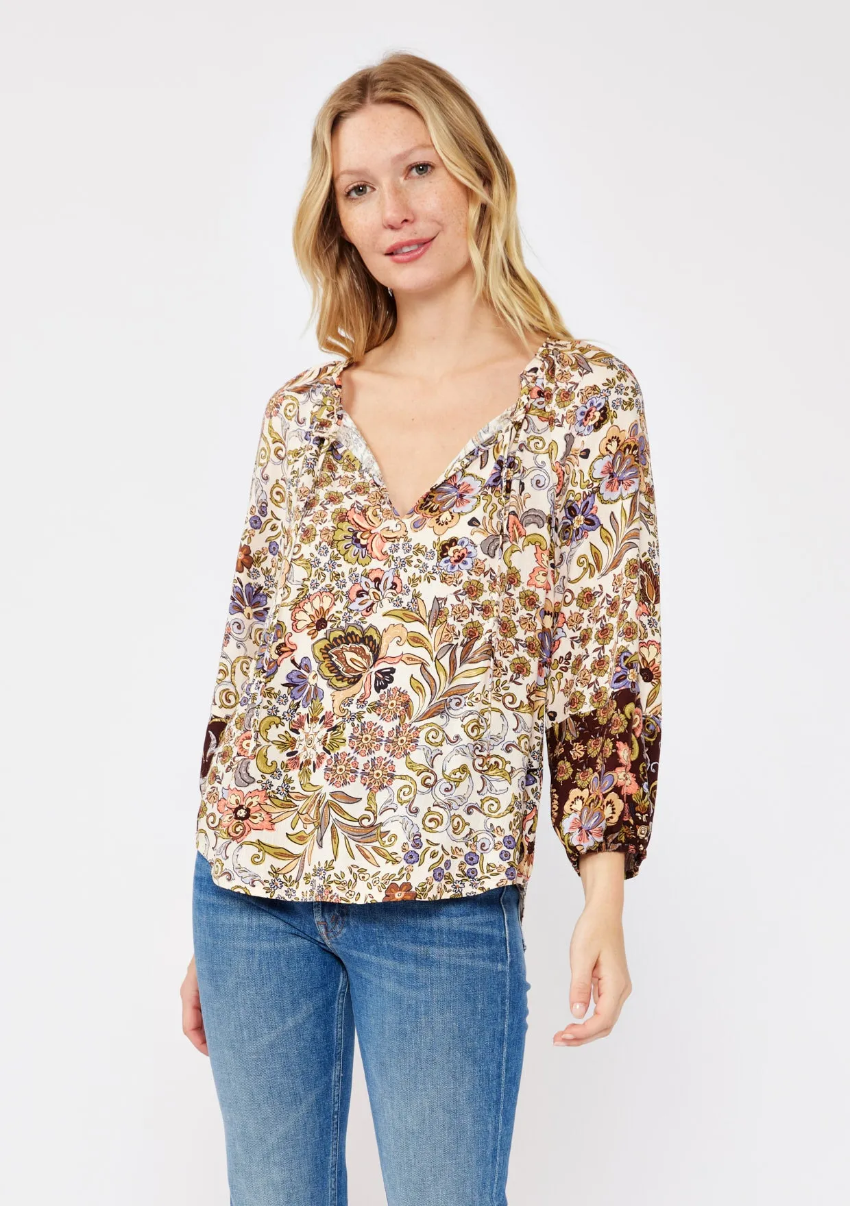 3/4 Sleeve Floral V-Neck Top