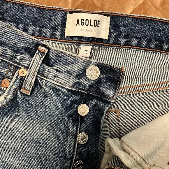 AGOLDE Parker Cut Off Shorts in Rock Steady