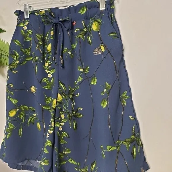 Anthropologie Lemon Tree and Bird Paper Bag Bermuda Shorts Size XS NWOT