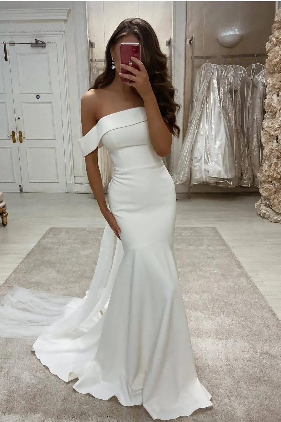Bride Simple Wedding Dress with Fold Straight-across Neckline