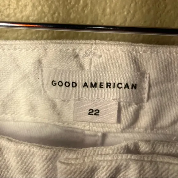 COPY - NWT Good American Good Legs Straight White Jeans, size 22, Stretch High …