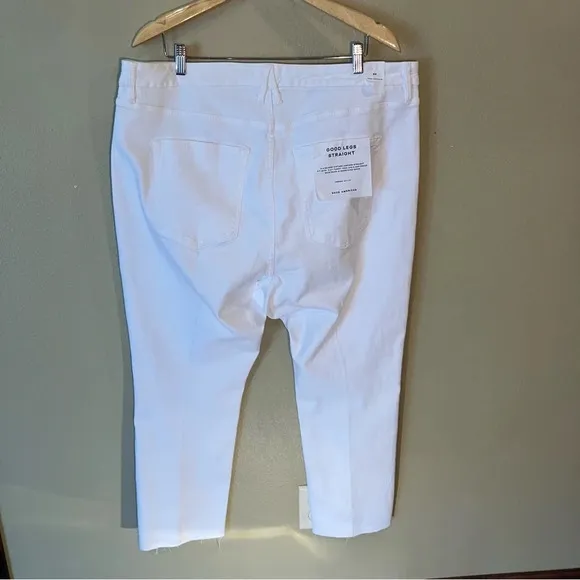 COPY - NWT Good American Good Legs Straight White Jeans, size 22, Stretch High …