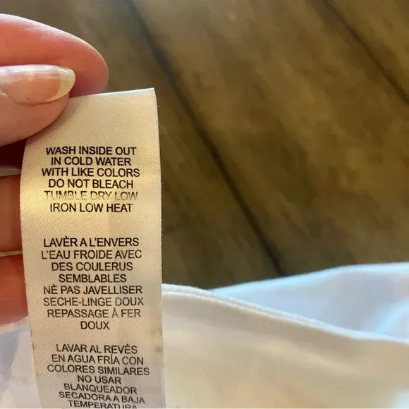 COPY - NWT Good American Good Legs Straight White Jeans, size 22, Stretch High …