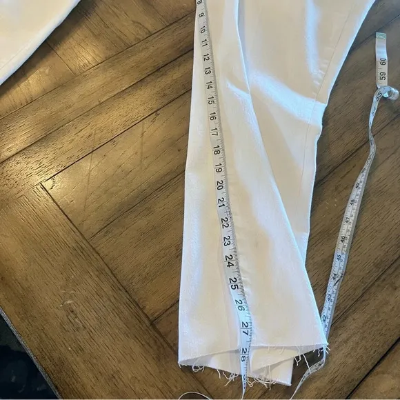 COPY - NWT Good American Good Legs Straight White Jeans, size 22, Stretch High …