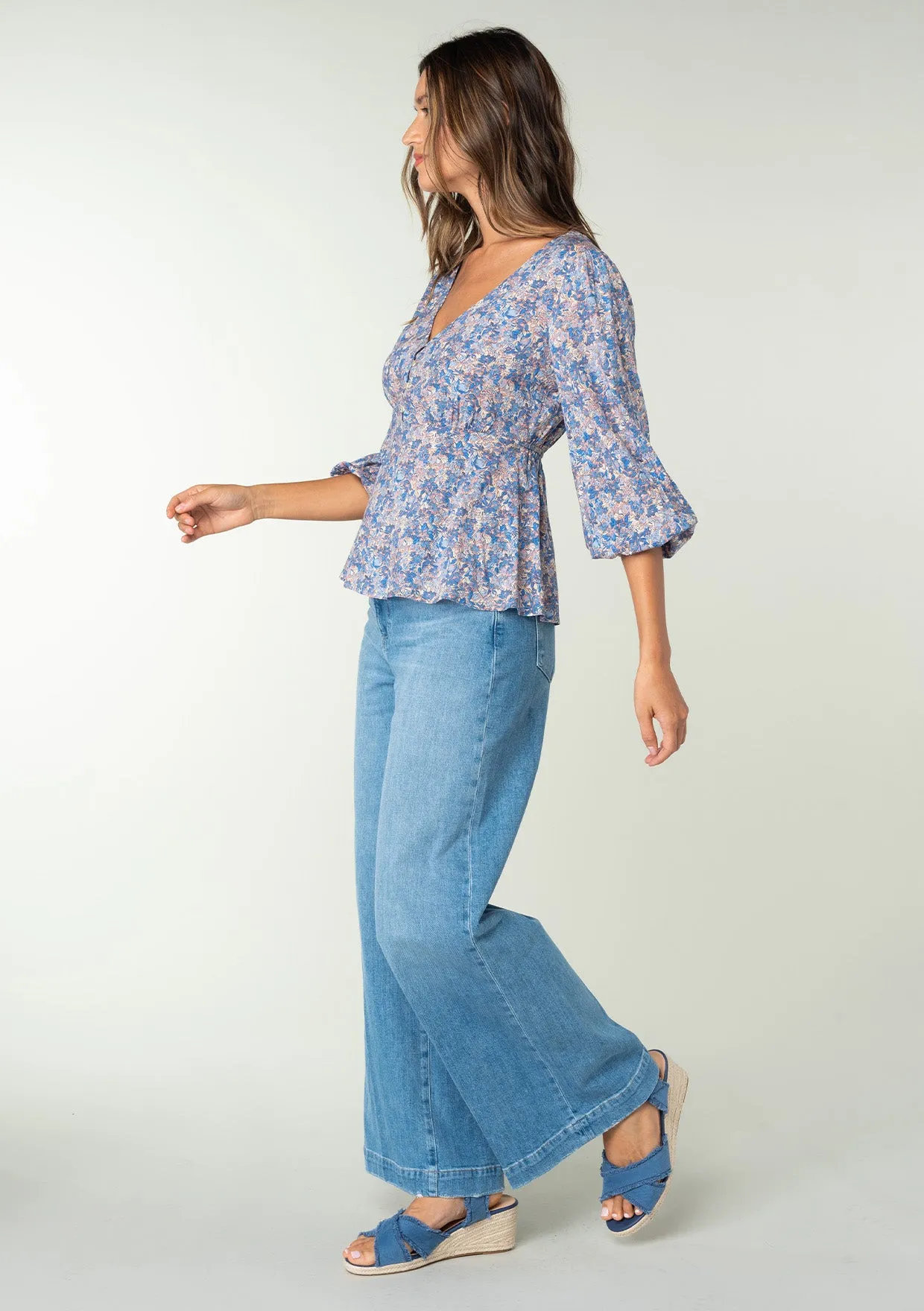 Floral 3/4 Sleeve V Neck Peplum Top