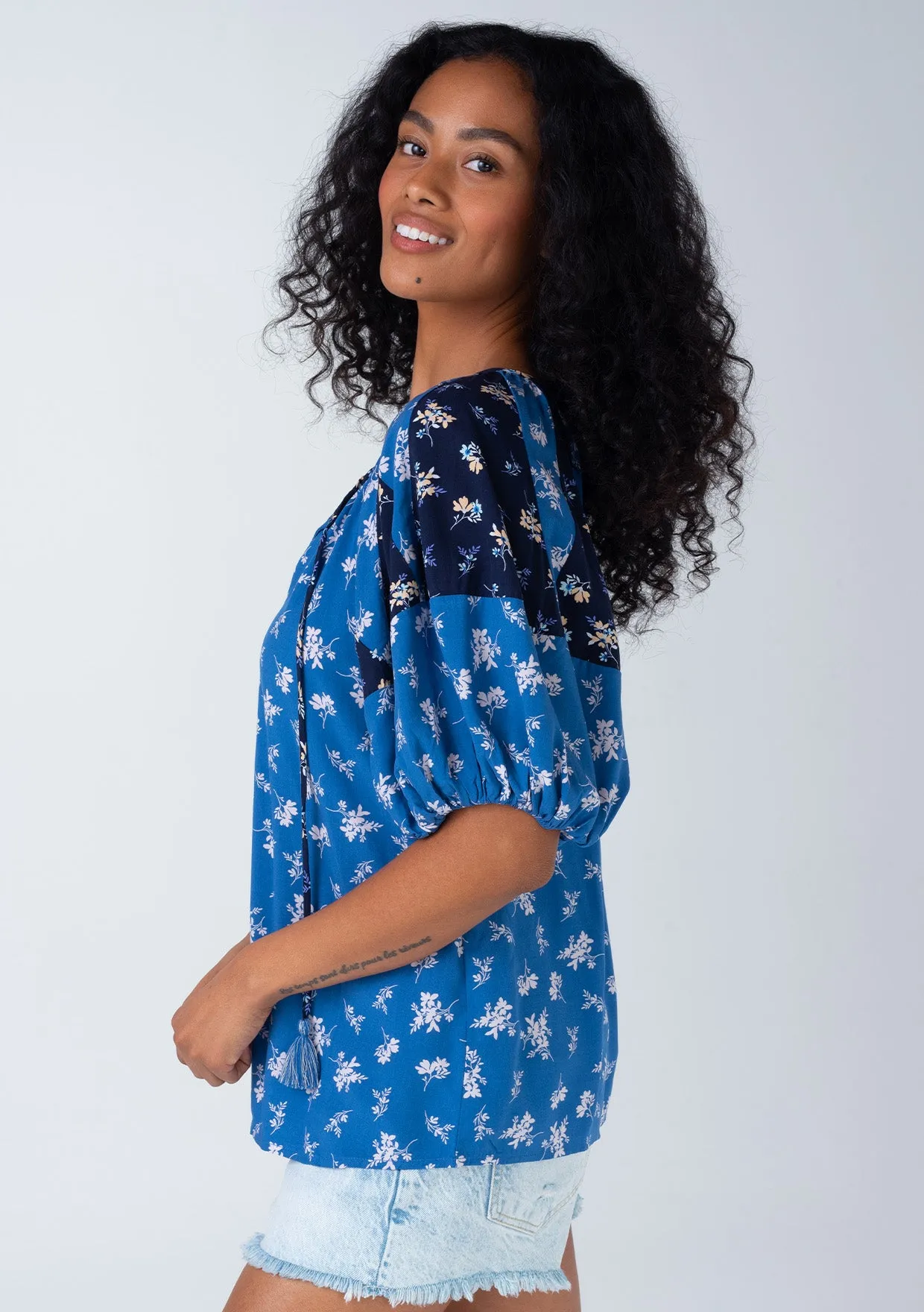 Floral Balloon Sleeve Tassel Tie Neck Blouse