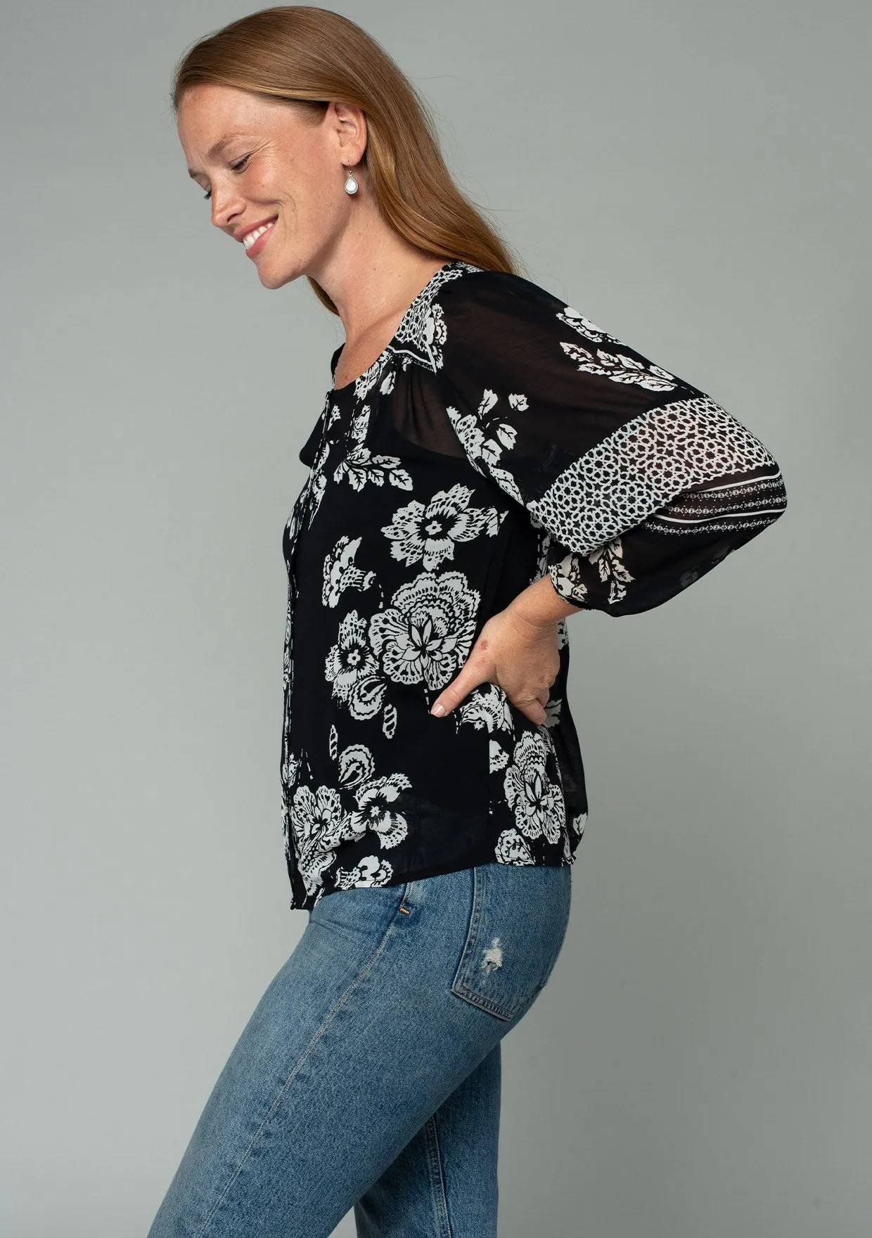 Floral Round Neck 3/4 Sleeve Button Down Blouse