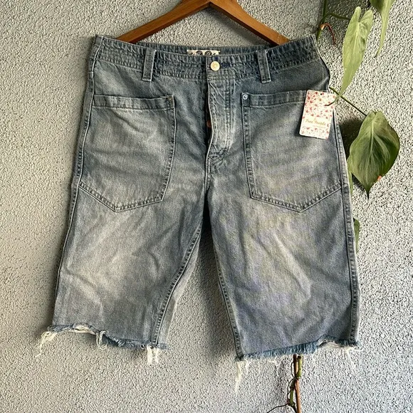 FREE PEOPLE | Long Denim Cut Off Shorts High Hopes