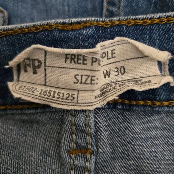 Free People Med Wash Blue High Rise Raw Hem Straight Leg Jeans Size 30