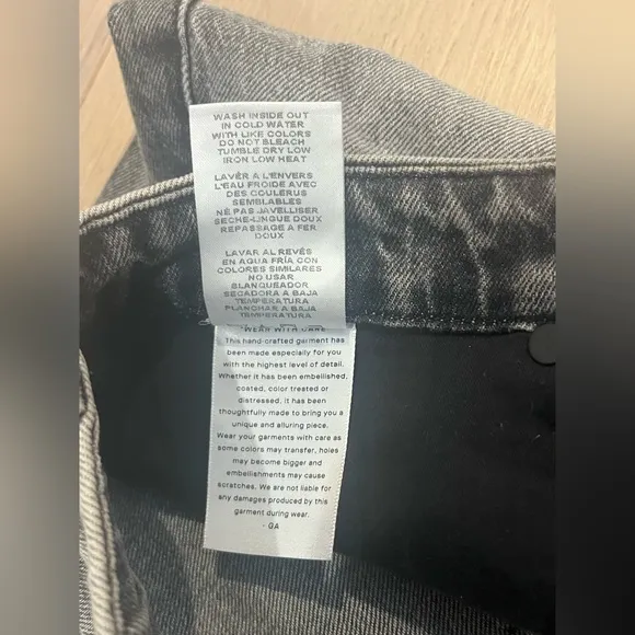 GOOD AMERICAN Good Boy Side Slit Straight Jeans Black Gray Wash size 8/29