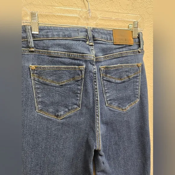 Judy Blue High Rise Tummy Control Top Straight Leg Jean 7 28 JB88575 DK