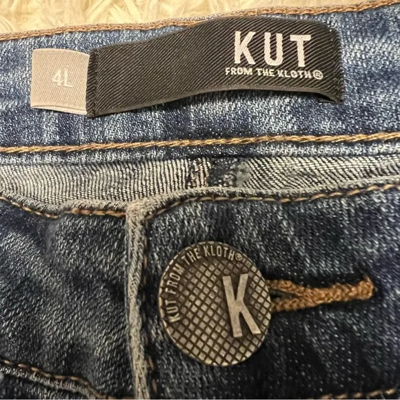 KUT from the Kloth Reese Med Wash Straight Leg Women’s Size 4L 5 Pocket Jeans