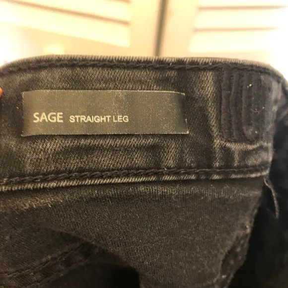 Kut from the Kloth, sage straight legs,size 2