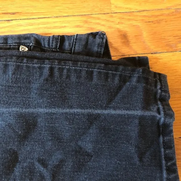 Kut from the Kloth, sage straight legs,size 2