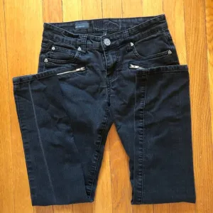 Kut from the Kloth, sage straight legs,size 2