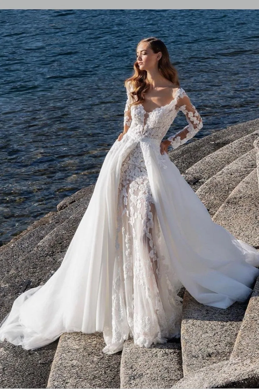 Lace Long Sleeves Sheath Wedding Gown with Detachable Train