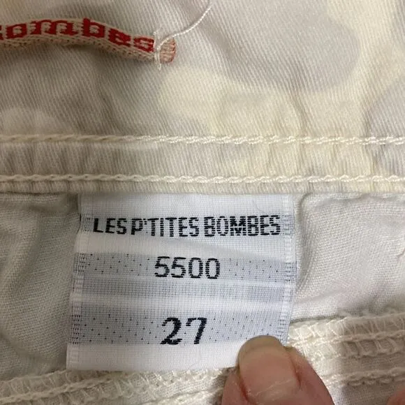 Les P’tites Bomber NWT Woman’s  Camouflage Long Cotton Shorts. Size 27.