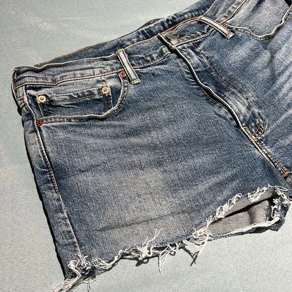 Levi's 511 Distressed Denim Cutoff Jean Shorts Size 10