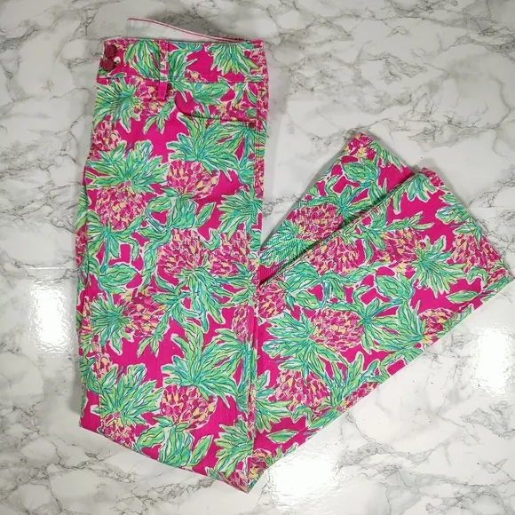 Lilly Pulitzer Worth Straight Jeans in Spike the Punch Size 8