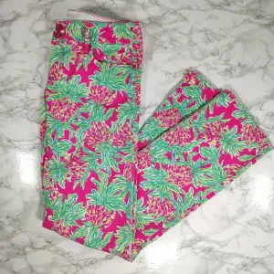 Lilly Pulitzer Worth Straight Jeans in Spike the Punch Size 8