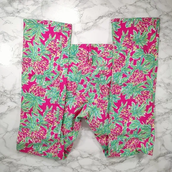 Lilly Pulitzer Worth Straight Jeans in Spike the Punch Size 8