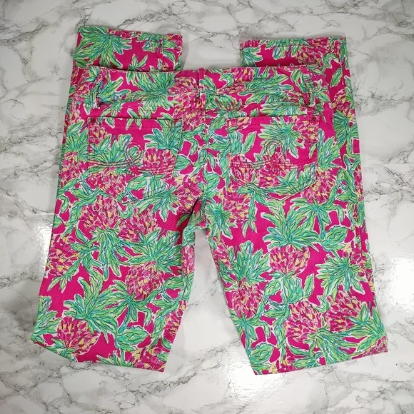 Lilly Pulitzer Worth Straight Jeans in Spike the Punch Size 8