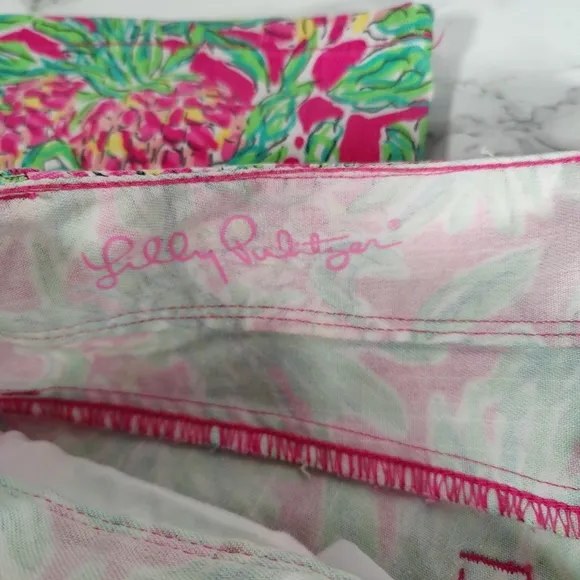 Lilly Pulitzer Worth Straight Jeans in Spike the Punch Size 8