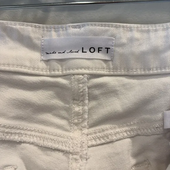 LOFT - women’s cropped curvy straight jean.  Size 14. white denim
