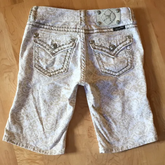 MISS ME | Printed White Denim Bermuda Jean Shorts
