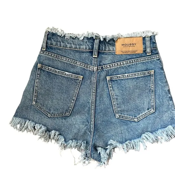 Moussy High Waisted Frayed Hem Cut Off Denim Shorts Size 2