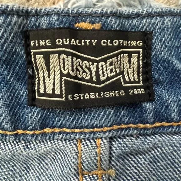 Moussy High Waisted Frayed Hem Cut Off Denim Shorts Size 2