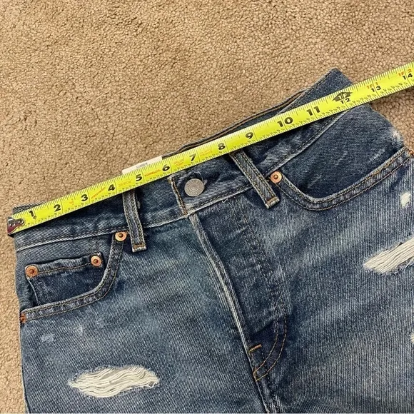 NWT Levi's Wedgie Shorts Jean Denim Balancing Act