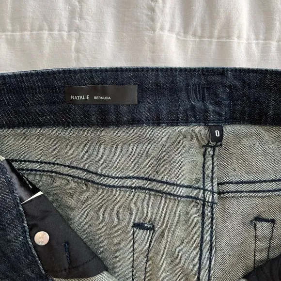 NWT: Natalie Bermuda Kut from the Kloth shorts