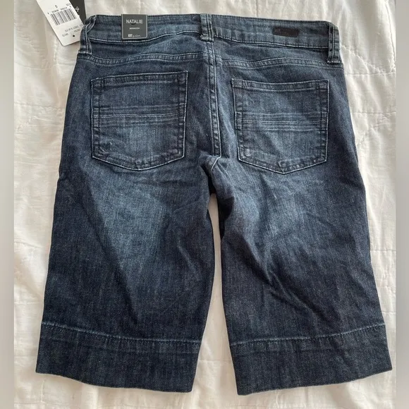 NWT: Natalie Bermuda Kut from the Kloth shorts