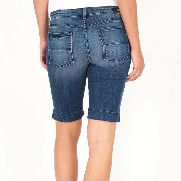 NWT: Natalie Bermuda Kut from the Kloth shorts