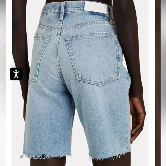NWT Re/Done 90’s Comfy Organic Cotton Denim Jean Shorts in Worn in Naf Size 25