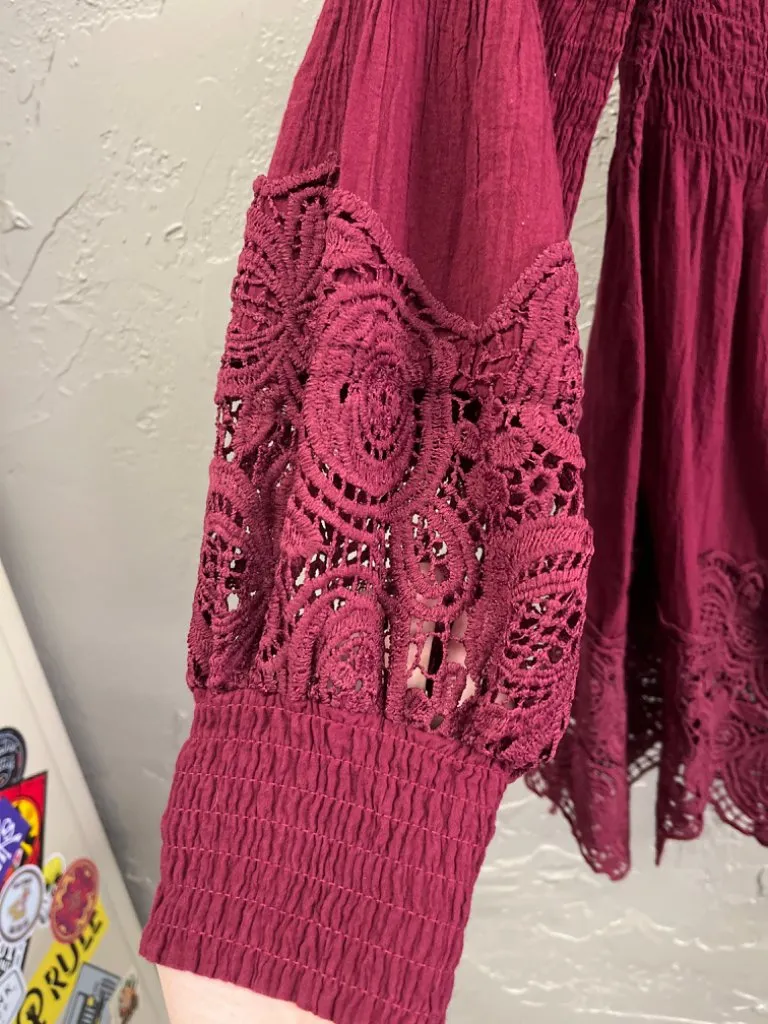 ODDY PEASANT STYLE BLOUSE
