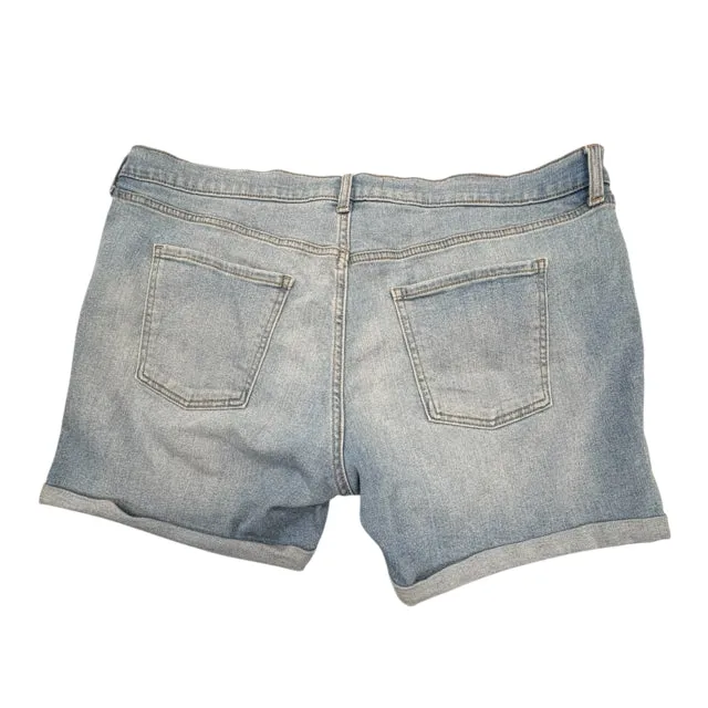 Old Navy Denim Mid-Rise WOW Shorts Women's Size 16