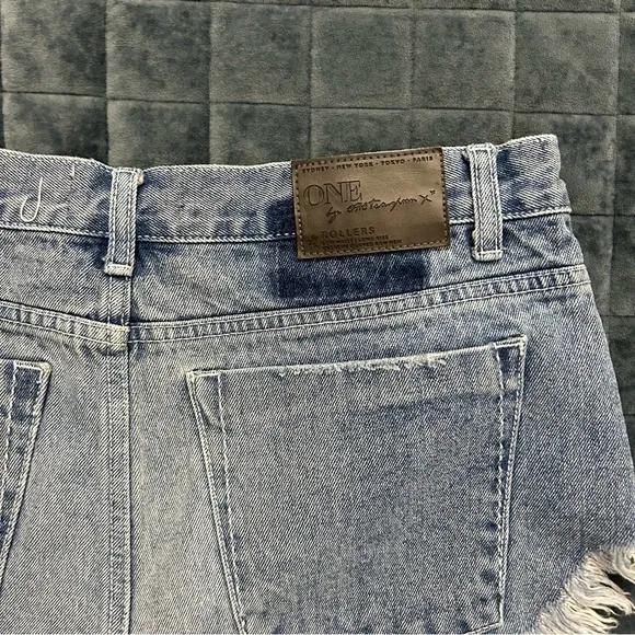 One Teaspoon Rollers Distressed Denim Jean Shorts