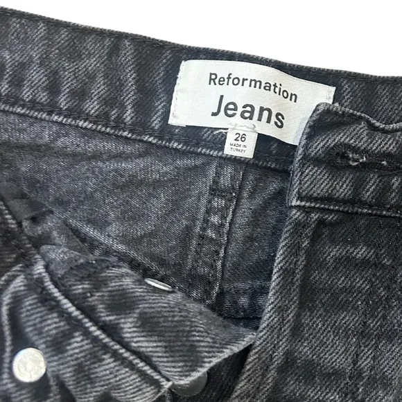 Reformation Cynthia High Rise Straight Jeans | Washed Black | Size 26