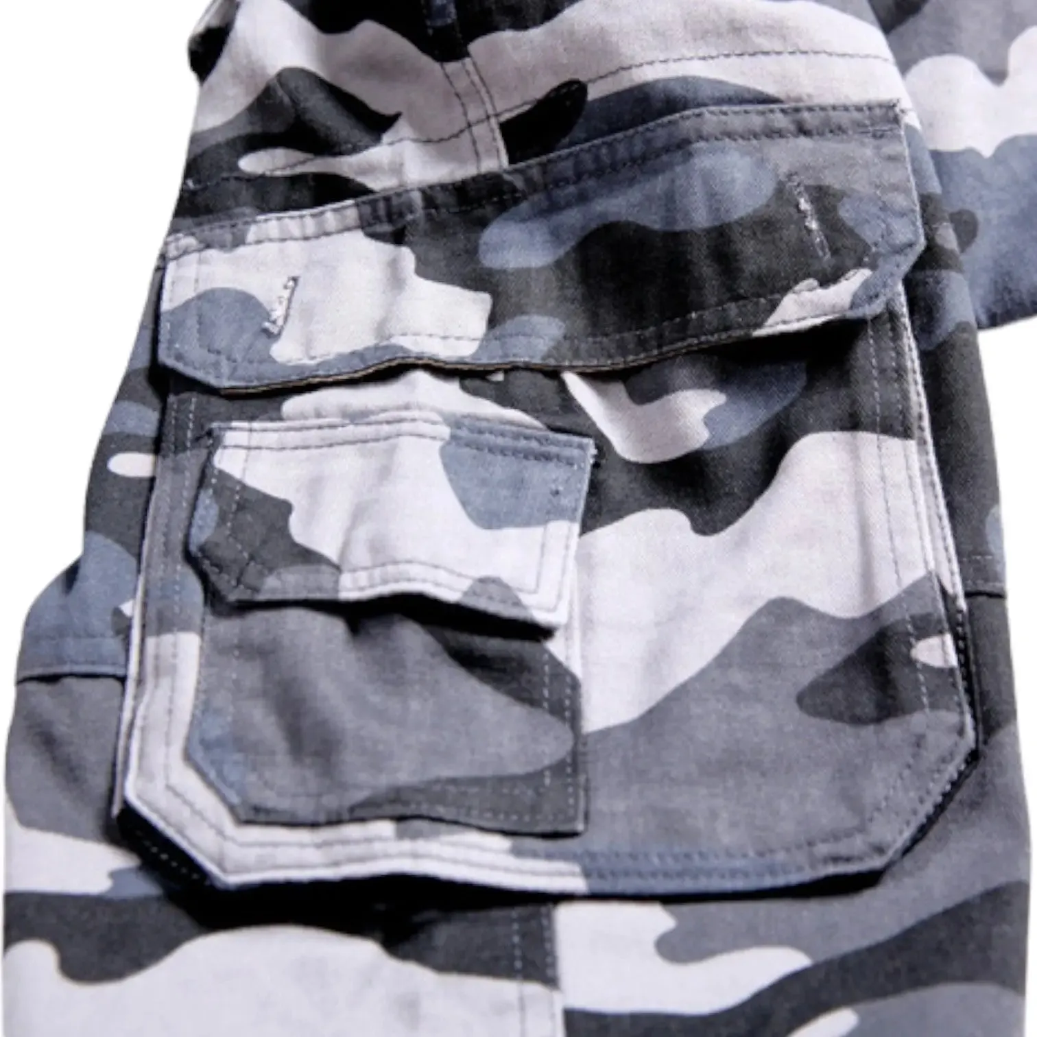 SHORT MILITAIRE EN COTON PUR