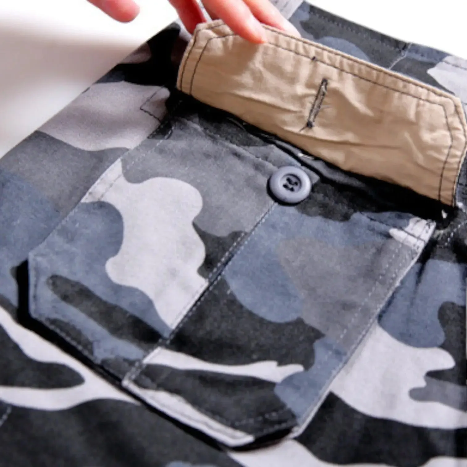 SHORT MILITAIRE EN COTON PUR