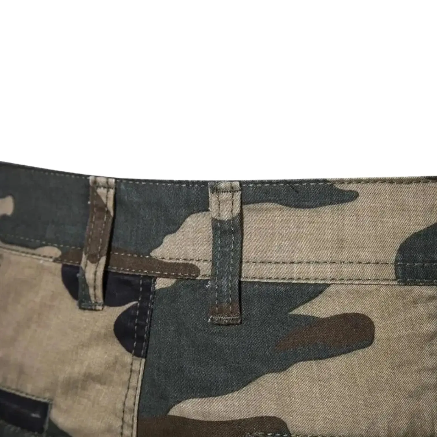 SHORT MILITAIRE EN MATIÈRE JEAN