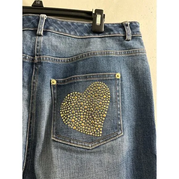 St. John straight blue Jeans back heart embellishment size 12