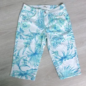 Tommy Bahama Woman’s Boardwalk Denim Topical Print Capri size 28