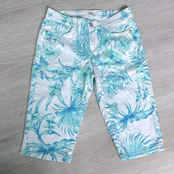 Tommy Bahama Woman’s Boardwalk Denim Topical Print Capri size 28