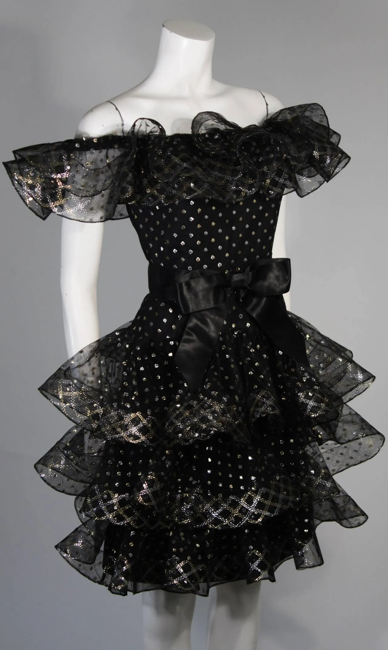VICTOR COSTA Black with Metallic Accents Cocktail Dress Size 2