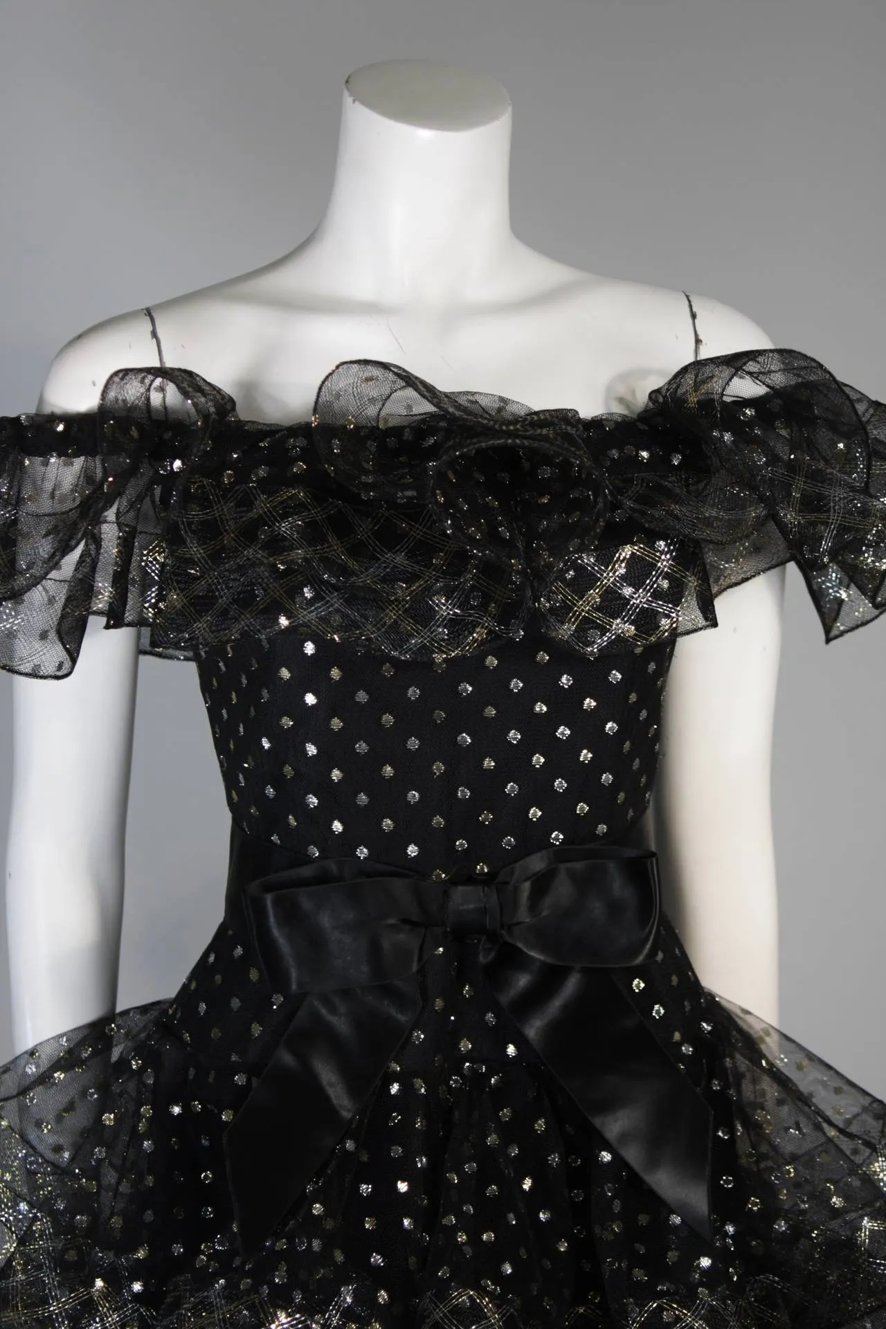 VICTOR COSTA Black with Metallic Accents Cocktail Dress Size 2